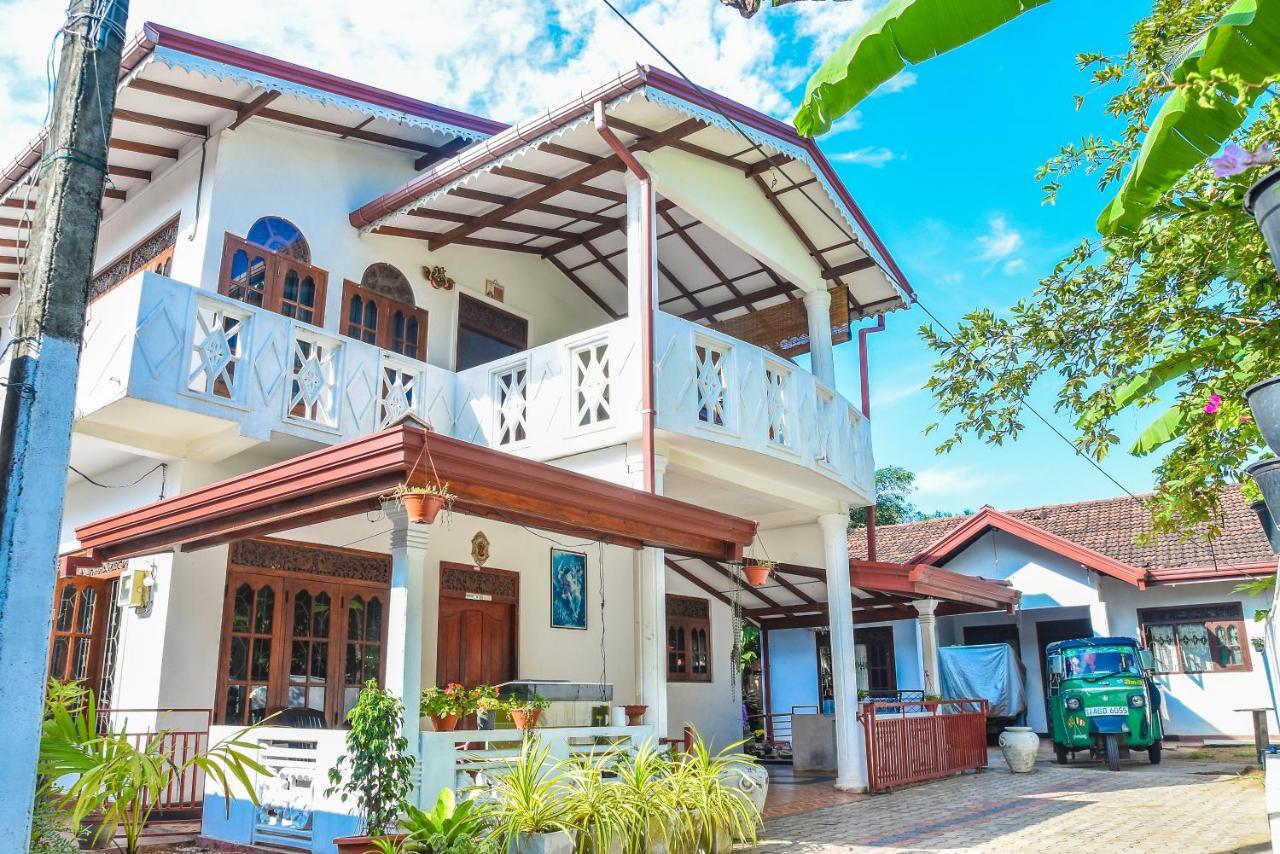 Rashmi Homestay 발라피티야 외부 사진